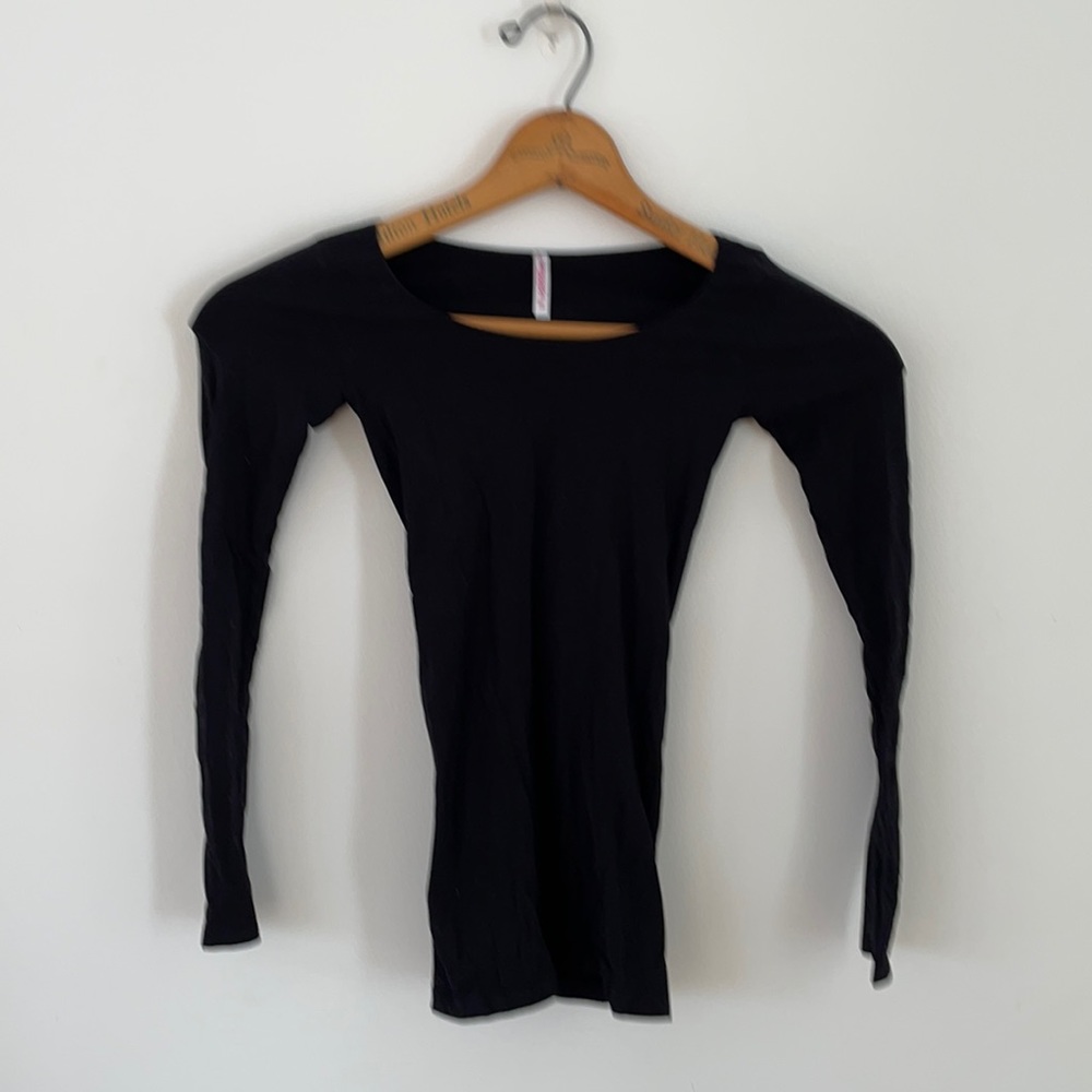 Commando Ballet Body long sleeved layering t-shirt bundle and logo merchandise